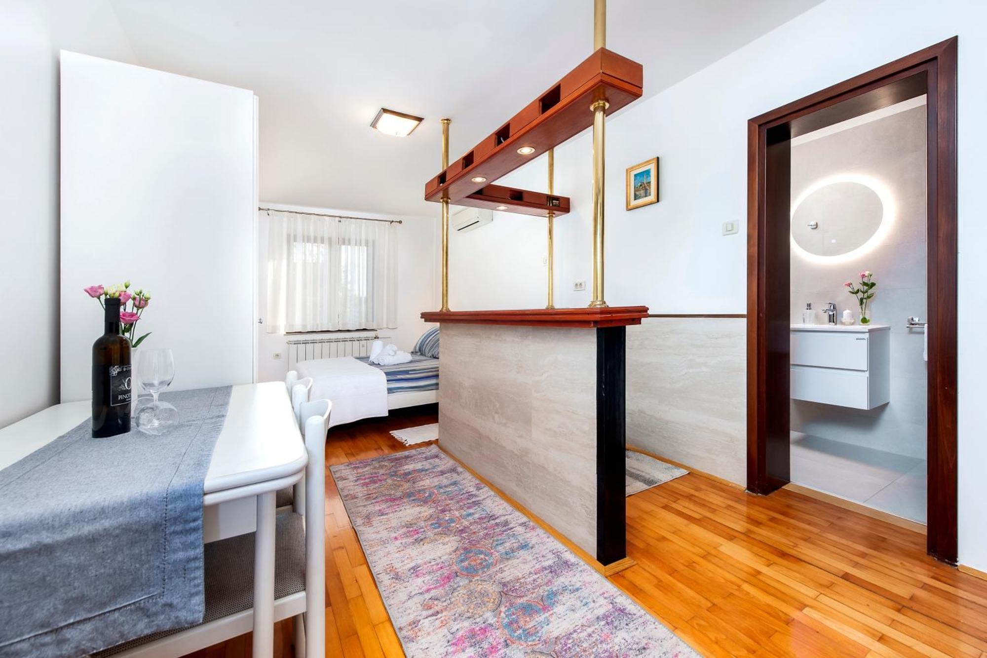 Apartments Carmelo Rovinj Ngoại thất bức ảnh